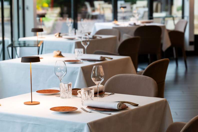 restaurant dole