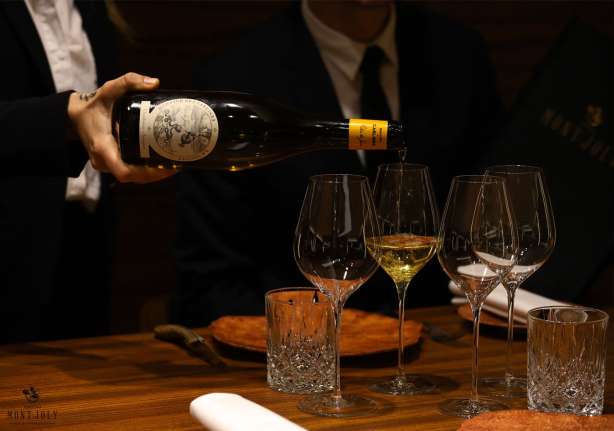 Château Mont-Joly · Hôtel 4 étoiles & Restaurant étoilé · Dole - piscine